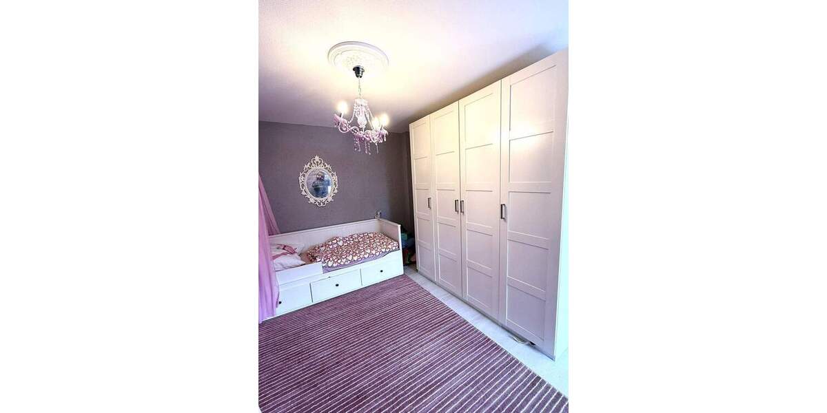 Attraktives Reiheneckhaus mit zwei Terrassen & Garten in ruhiger Lage von Mömbris 5 zimmer