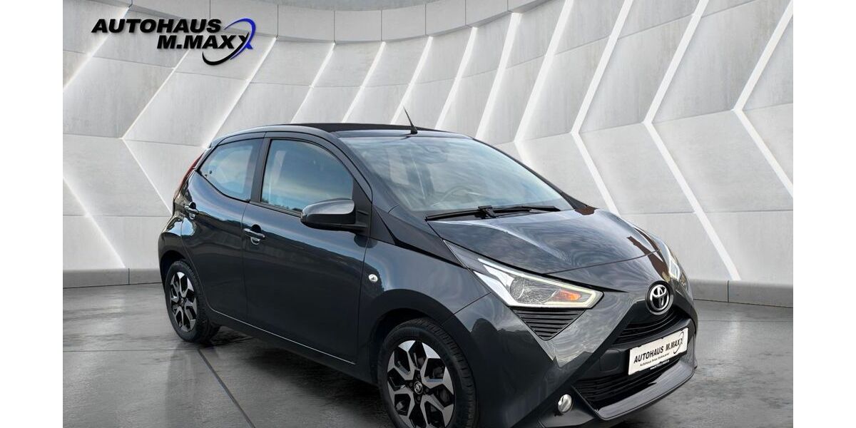 Toyota Aygo (X) 52.000 km 12.900 &euro; Nidderau 61130