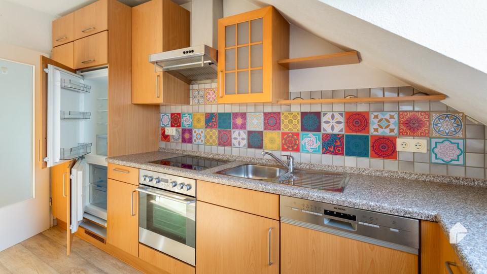 DAXBERG Lichtdurchflutete Wohnung über zwei Etagen mit EBK und Balkon zimmer