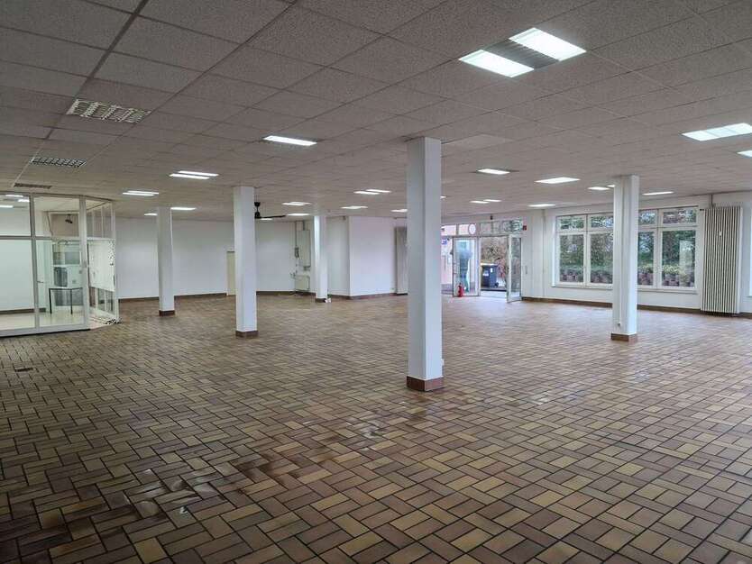 Einzelhandel in Hanau 3.300 € 320 m²