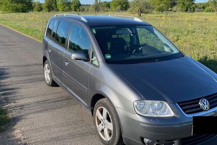VW Touran 165.900 km 3.000 &euro; Mühlheim am Main 63165