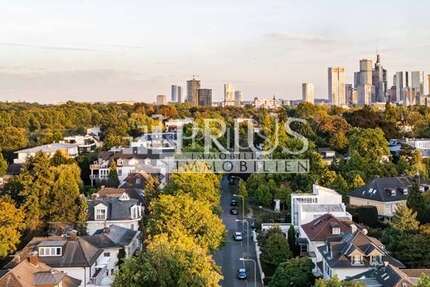 Haus zum Kaufen in Frankfurt 4.500.000 € 400 m² 11 zimmer