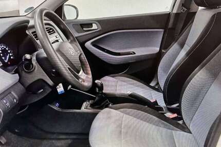 Hyundai i20 72.500 km 7.900 &euro; Rüsselsheim 65428