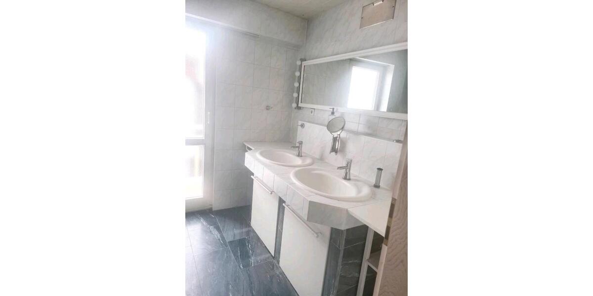 Etagenwohnung Groß-Zimmern Zimmern - 3 Zimmer, 92 m&sup2;, 900&euro; | Angebot:26198801