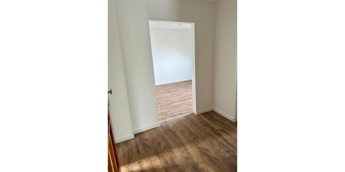 Dachgeschoßwohnung Neu-Isenburg Isenburg - 2 Zimmer, 56 m&sup2;, 850&euro; | Angebot:26252837