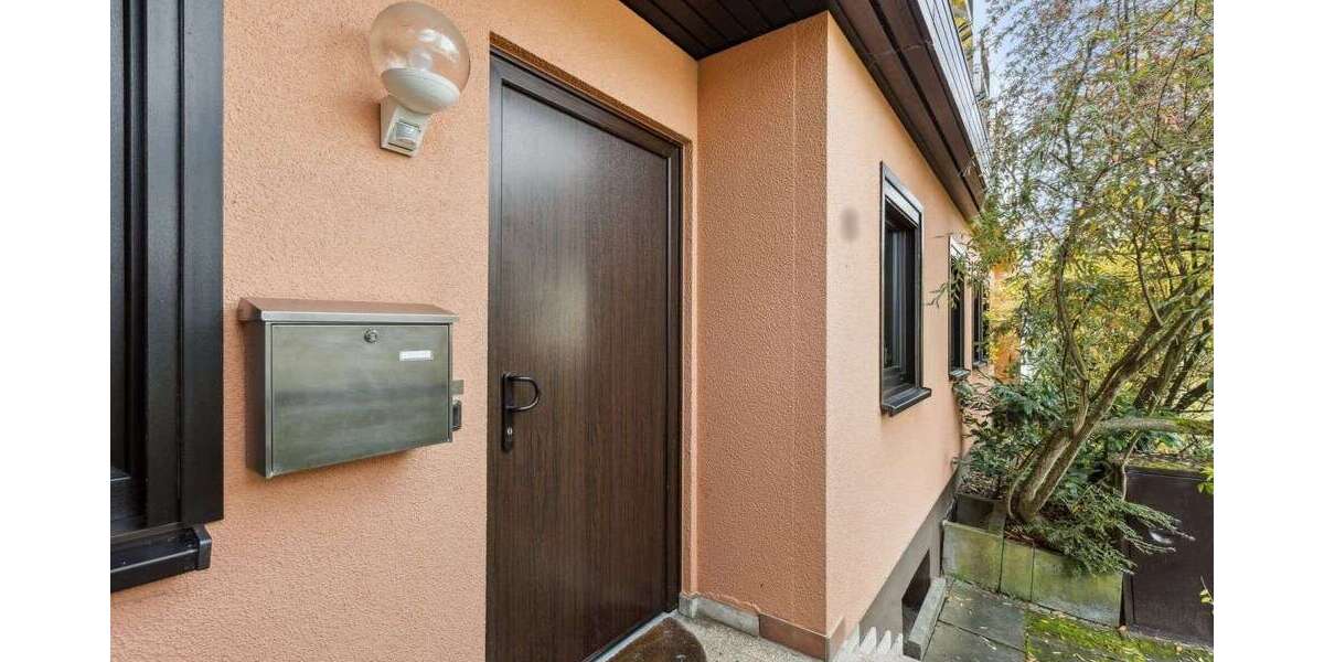 Haus zum Kaufen in Neu-Anspach 535.000 € 121.6 m² 5 zimmer