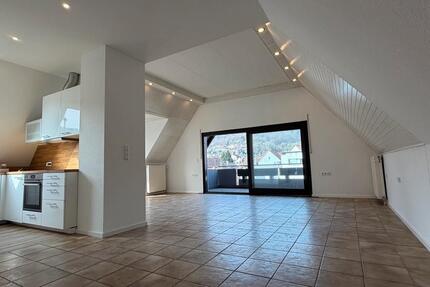 Wohnung Hofheim am Taunus - 3 Zimmer, 88 m&sup2;, 1.540&euro; | Angebot:25407885