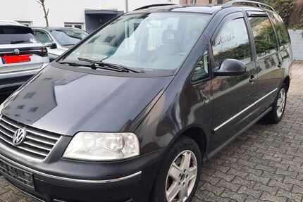 VW Sharan 323.170 km 3.999 &euro; Hanau 63450