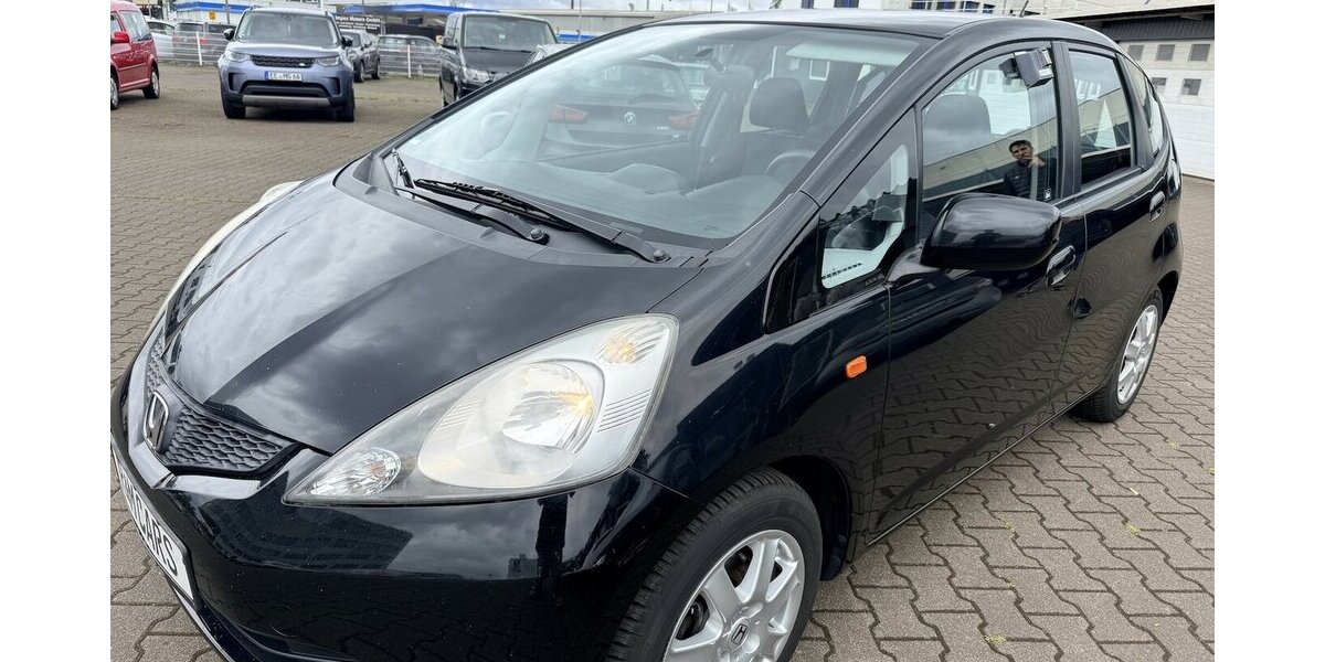 Honda Jazz 1.2 Trend/1Hand/Scheckheft 143.100 km 3.290 &euro; Frankfurt 60386