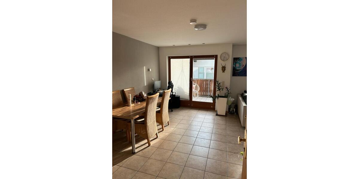 Dachgeschoßwohnung Aschaffenburg Damm - 2 Zimmer, 52 m&sup2;, 725&euro; | Angebot:26705054