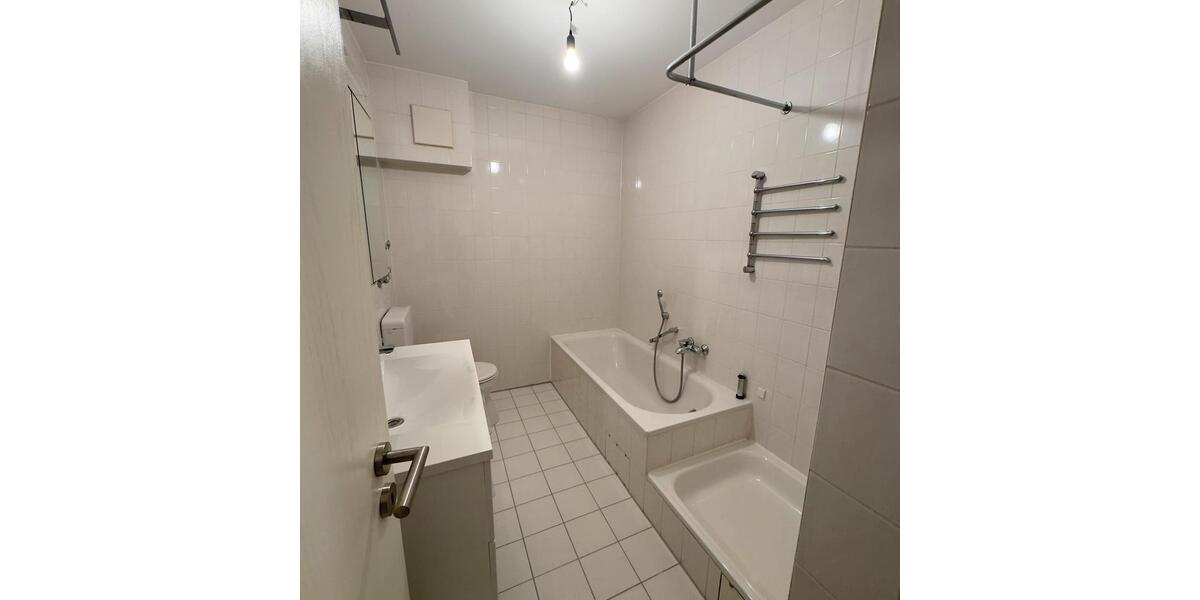 Dachgeschoßwohnung Dreieich - 3 Zimmer, 72 m&sup2;, 1.150&euro; | Angebot:26192141