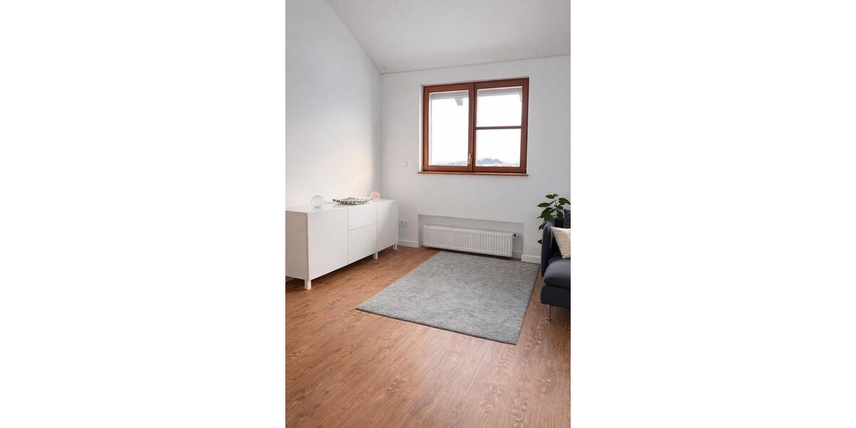 Helle top ausgestattete 2,5 Zimmer DG-Whg 2.5 zimmer