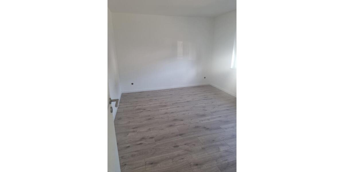 Doppelhaushälfte Mainhausen - 6 Zimmer, 160 m&sup2;, 1.800&euro; | Angebot:25297128