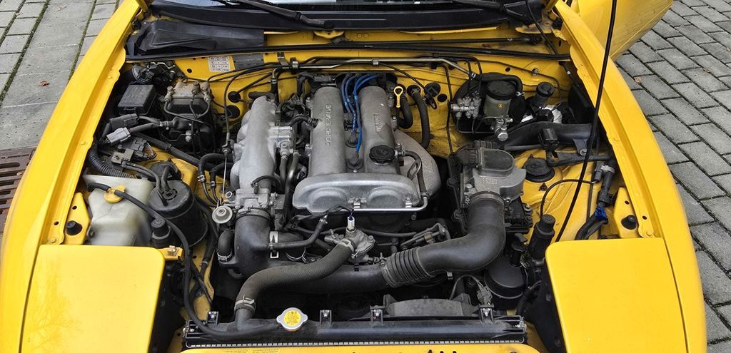 Mazda MX-5 150.000 km 8.300 € Frankfurt 60594