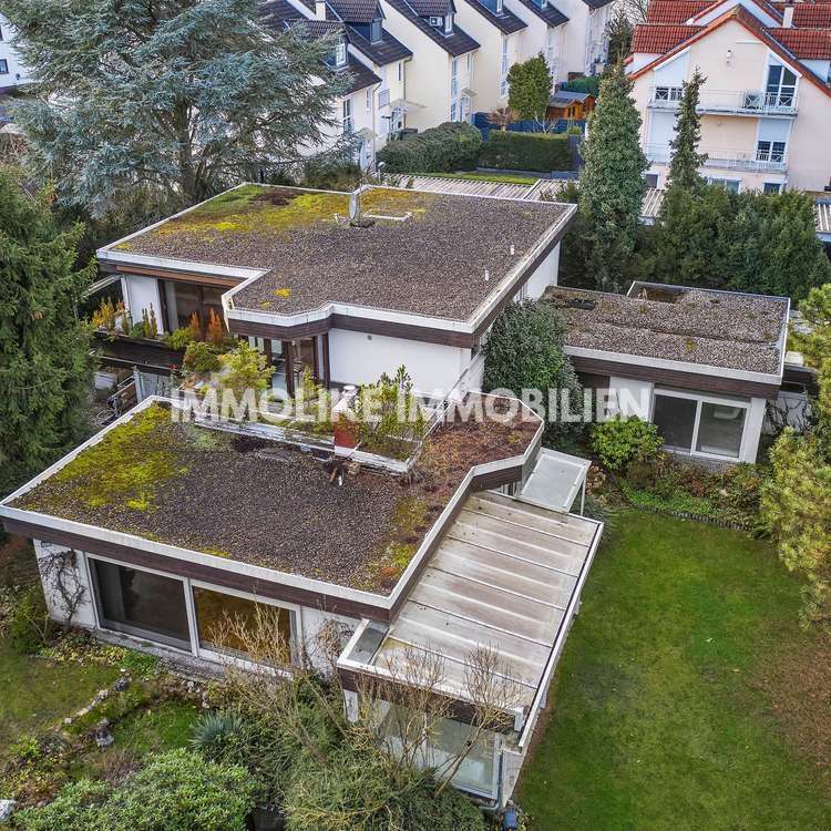 Haus zum Kaufen in Schwalbach am Taunus 1.190.000 € 286 m²