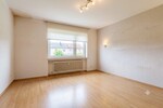 Doppelhaushälfte mit zwei Wohneinheiten und großem Grundstück in Dreieich-Sprendlingen - Doppelhaushälfte Dreieich | Angebot:27053365