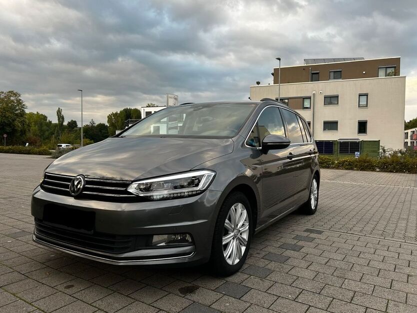 VW Touran 236.000 km 11.900 € Kriftel 65830