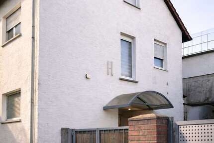 Haus zum Kaufen in Hanau Steinheim am Main 380.000 € 132 m² 5 zimmer