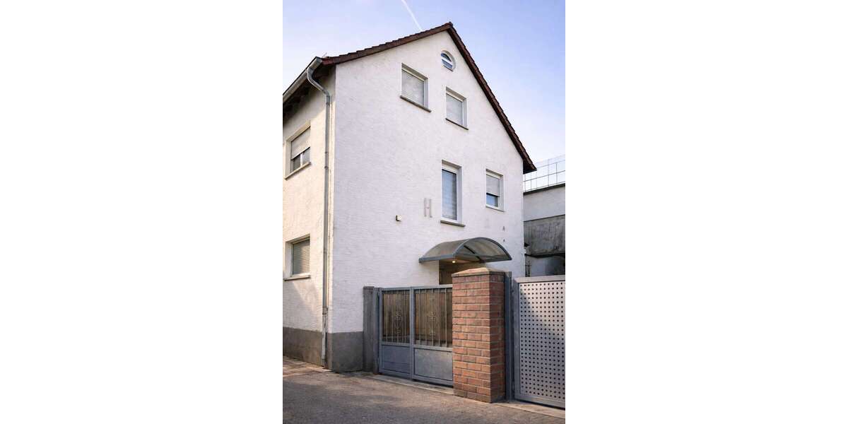 Haus zum Kaufen in Hanau Steinheim am Main 380.000 € 132 m² 5 zimmer