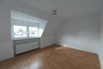 Dachgeschoßwohnung Aschaffenburg Damm - 2 Zimmer, 68 m&sup2;, 780&euro; | Angebot:26327168