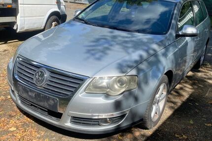 VW Passat 377.590 km 850 € Offenbach 63075
