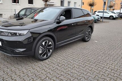 Opel Grandland (X) 6.900 km 37.600 € Rüsselsheim 65428