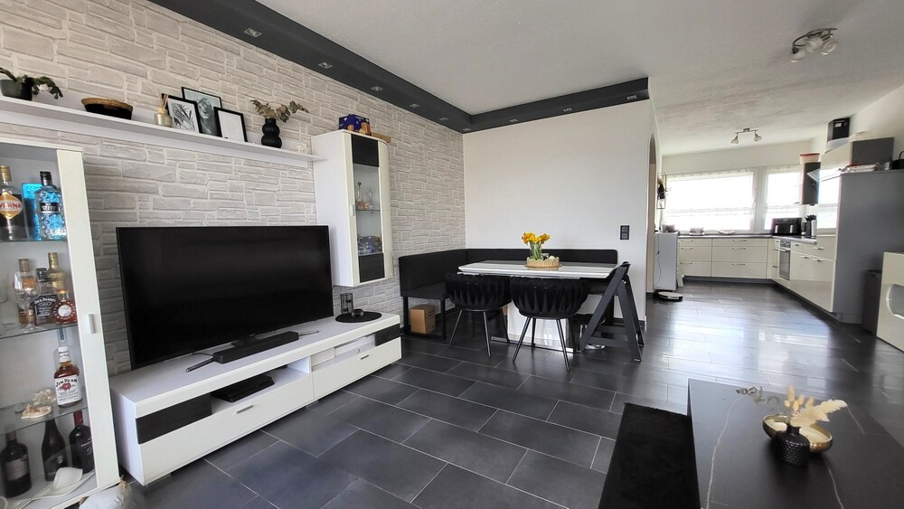 Modern sanierte 3 Zimmer-ETW in Ruhe und Blicklage - Etagenwohnung Bruchköbel | Angebot:25972173