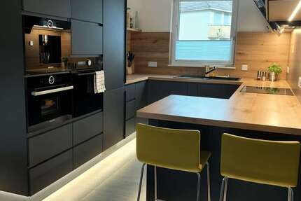 Haus zum Mieten in Dornheim, Groß-Gerau 1.920 € 142 m² 4 zimmer