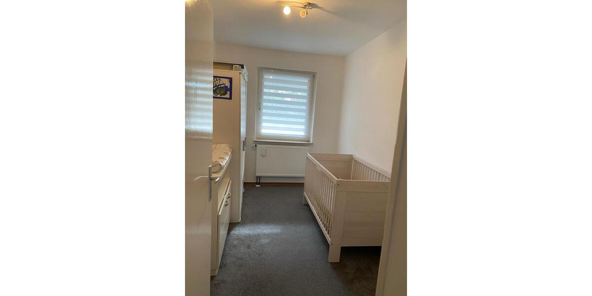 Teilmöblierte 4-Zimmer Wohnung in Zentraler Lage in Frankfurt 4 zimmer