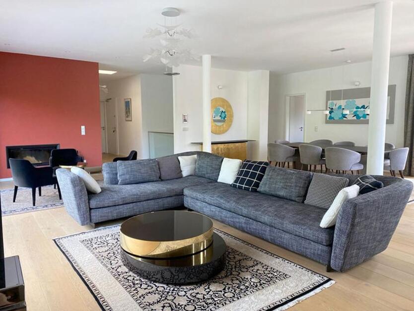 FFM-Eschersheim* Außergewöhnliches 5-Zimmer-Luxus-Penthouse