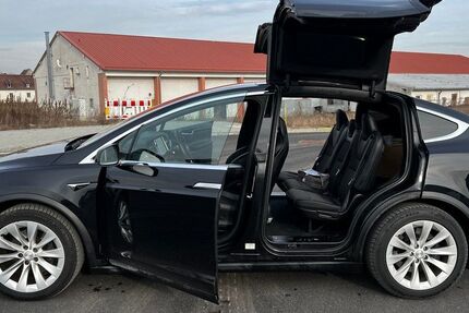 Tesla Model X 273.000 km 26.933 &euro; Babenhausen 64832