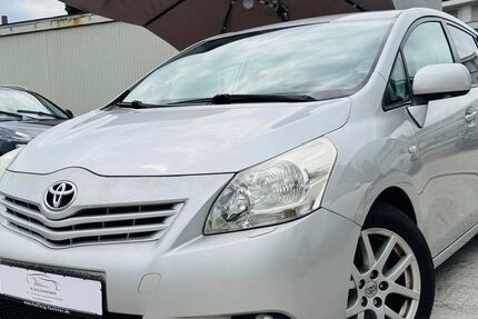 Toyota Verso 206.000 km 5.799 &euro; Frankfurt am Main 60386