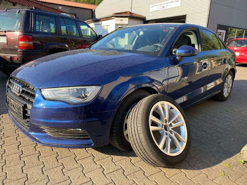 Audi A3 106.000 km 15.100 € Eppstein 65817