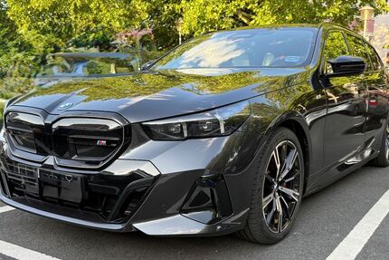 BMW i5 16.000 km 87.750 &euro; Langen 63225