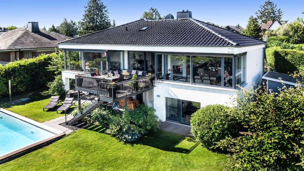 Einfamilienhaus Bad Homburg Gonzenheim - 7 Zimmer, 299 m&sup2;, 2.690.000&euro; | Angebot:26953111