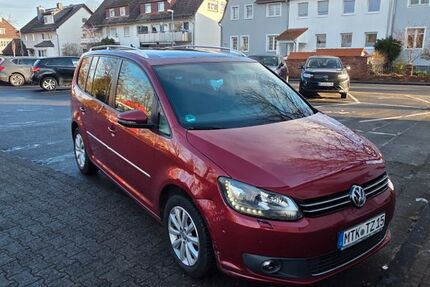 VW Touran 276.000 km 7.200 &euro; Liederbach am Taunus 65835