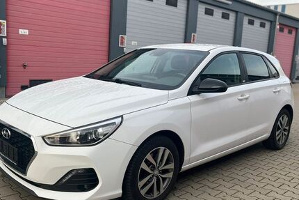 Hyundai i30 210.000 km 9.900 € Groß Gerau 64521