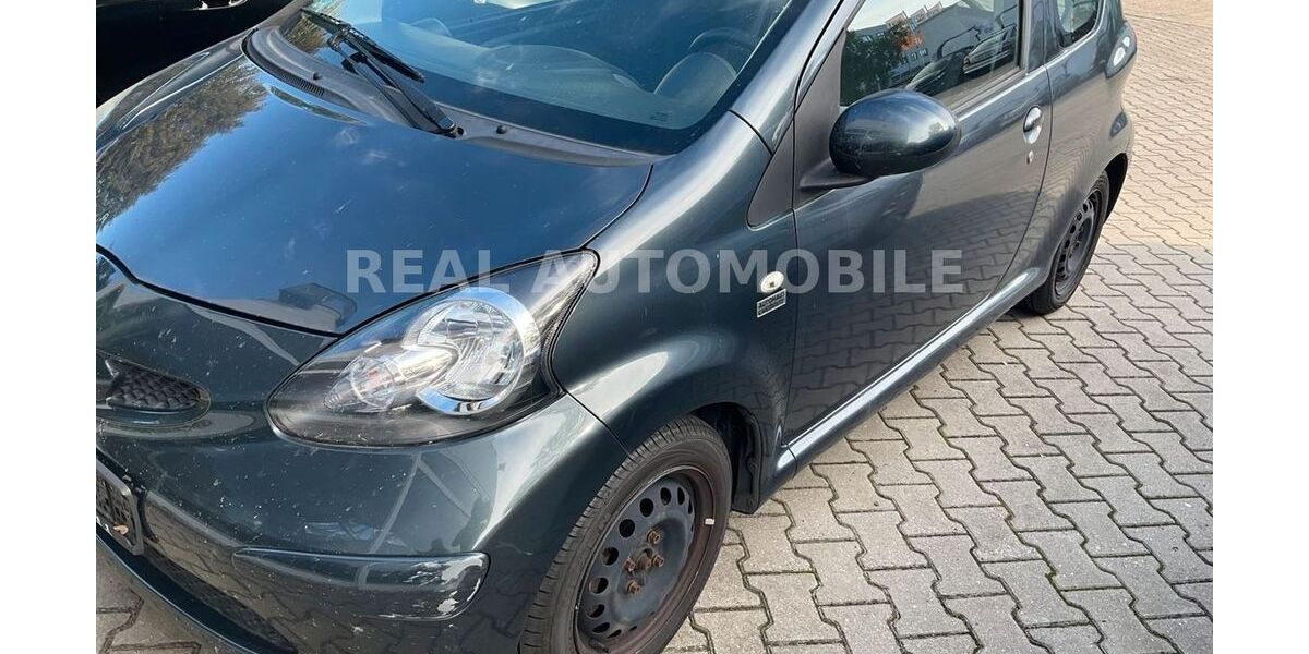 Toyota Aygo (X) 82.000 km 3.499 &euro; Frankfurt am Main 65933