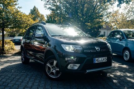 Dacia Sandero 98.925 km 6.800 € Neu-Anspach 61267
