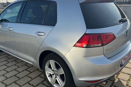 VW Golf 59.400 km 9.800 &euro; Friedrichsdorf bei Frankfurt Main 61381