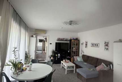 Wohnung Frankfurt Sachsenhausen - 2 Zimmer, 70 m&sup2;, 1.100&euro; | Angebot:26796142