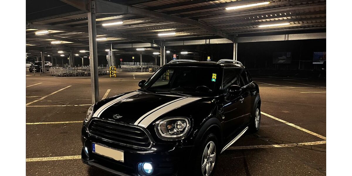 Mini Countryman D (Cooper) 168.014 km 14.500 &euro; Frankfurt am Main 60385