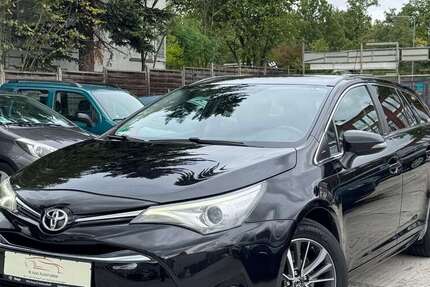Toyota Avensis 207.000 km 8.899 € Frankfurt am Main 60386