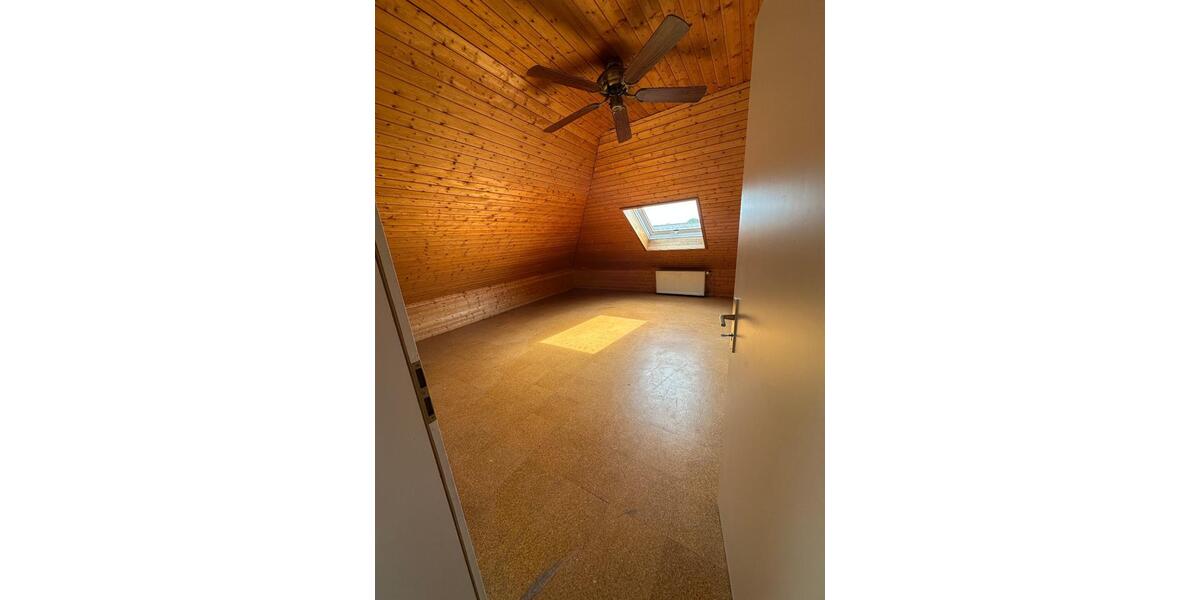 Neujahrsdeal - großes Einfamilienhaus ohne Makler 9 zimmer