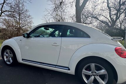 VW Beetle 141.150 km 11.750 &euro; Frankfurt 60385