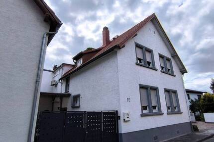 Ein- oder Zweifamilienhaus in ruhiger Lage von Kelsterbach 7 zimmer