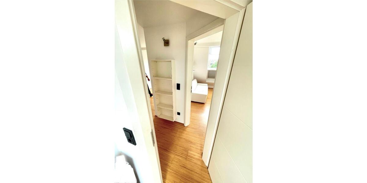 Dachgeschoßwohnung Darmstadt Bessungen - 3 Zimmer, 42 m&sup2;, 256.000&euro; | Angebot:25959136