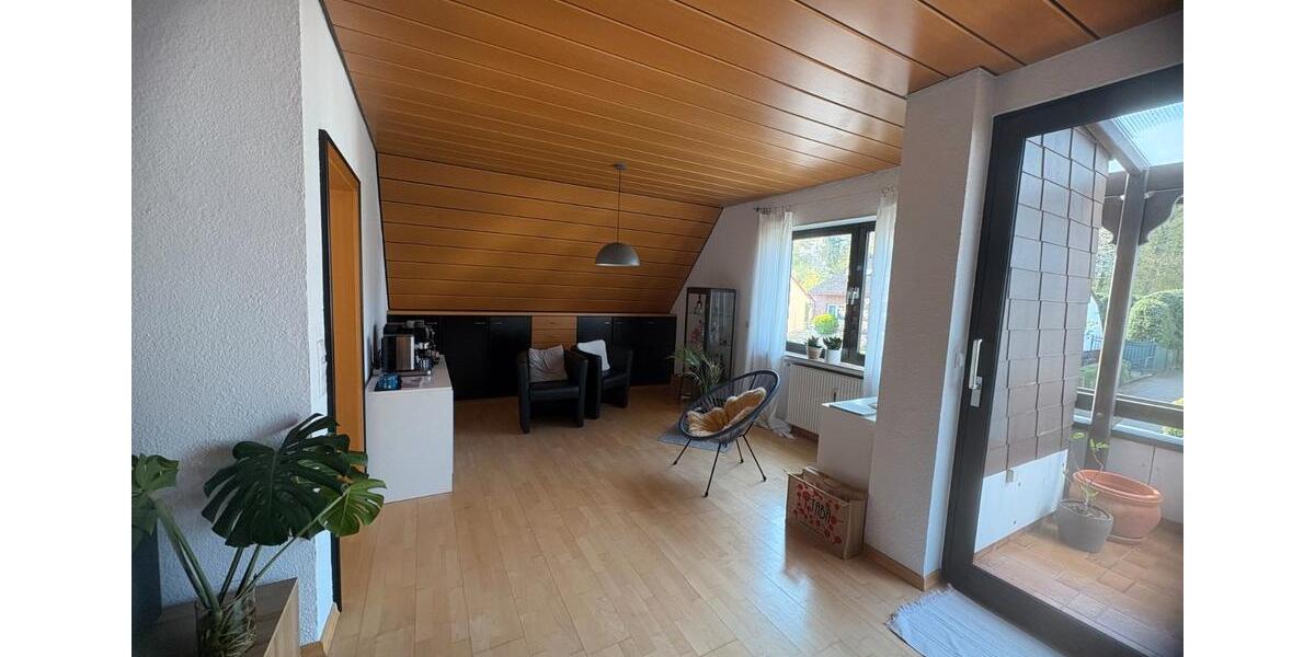 Etagenwohnung Dreieich - 5 Zimmer, 150 m&sup2;, 1.800&euro; | Angebot:26234377