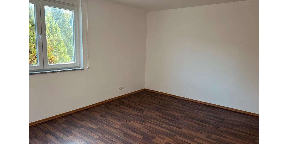 Etagenwohnung Offenbach am Main Bieberer Berg - 3 Zimmer, 85 m&sup2;, 1.300&euro; | Angebot:26348431