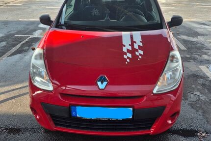Renault Clio 114.000 km 1.950 &euro; Weiterstadt 64331